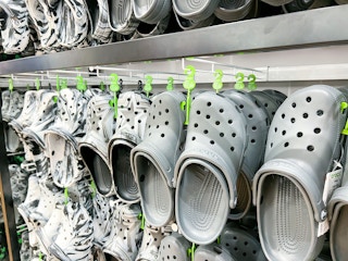 crocs clogs in store 2023 10 1674161591 1674161591