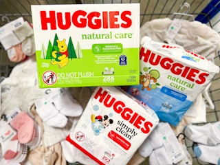 huggies-wipes-walmart-sponsored-kcl-2