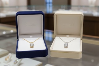 superjeweler-3:4-carat-necklace-1