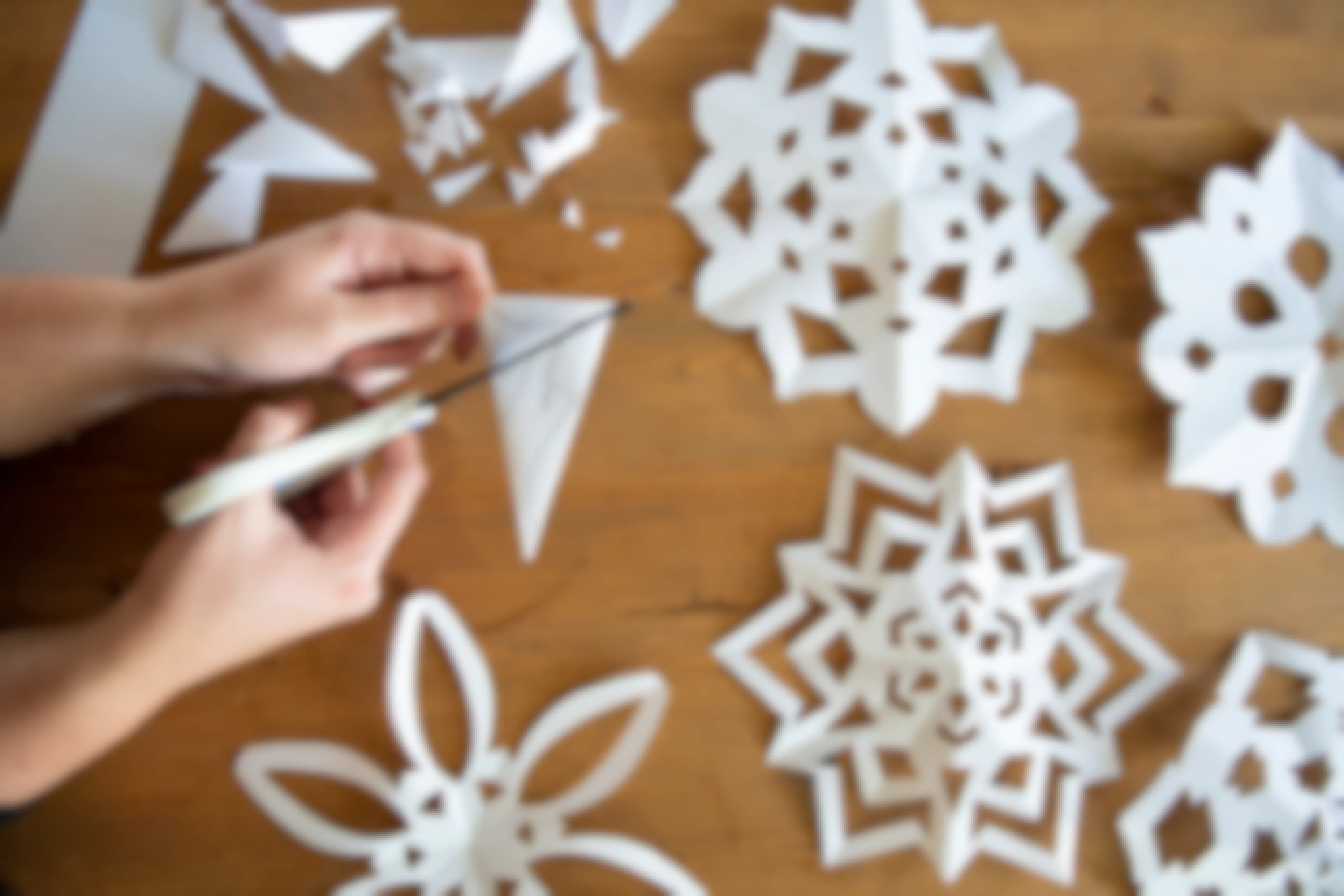 How to Make Easy Paper Snowflakes