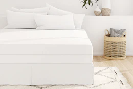linen and hutch