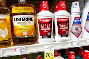 2 Colgate Mouthwashes