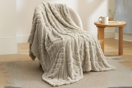 Bedsure Fleece Throw Blanket, Only $6.49 on Amazon card image