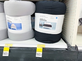 Room Essentials Comforter