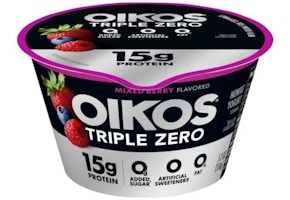 2 Oikos Triple Zero Yogurt Cups
