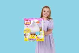 Pets Alive Mommy Duck Baby Surprise