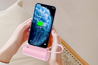 walmart-power-bank-lifestyle-image-kcl