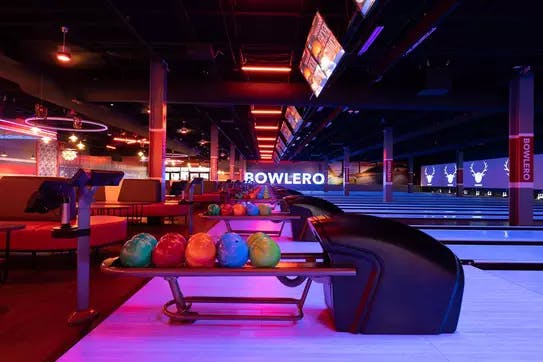 2-Hour Bowling Session and Shoes