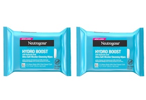 2 Neutrogena Wipe Packs