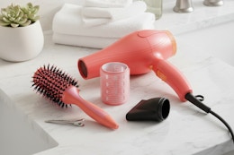 an InfinitiPRO By Conair 17-Piece Blowout Kit