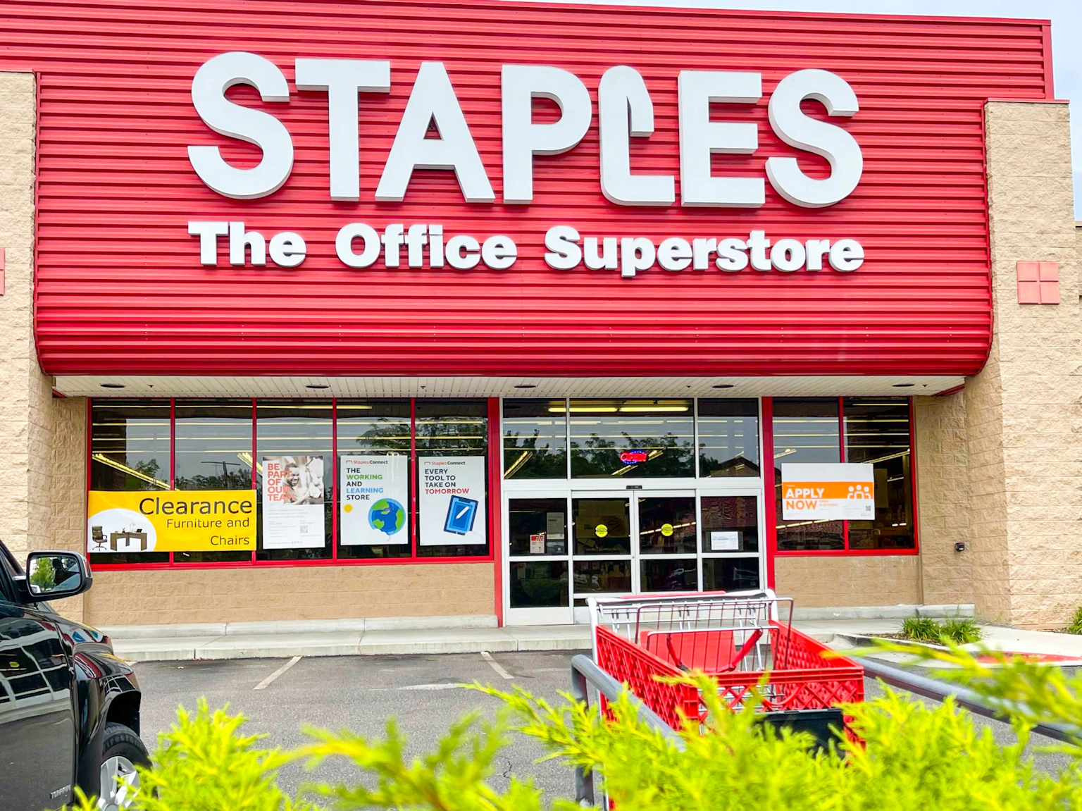 Staples. Amazon Amazon Returns at Staples: Here's What They're Testing - The Krazy ...