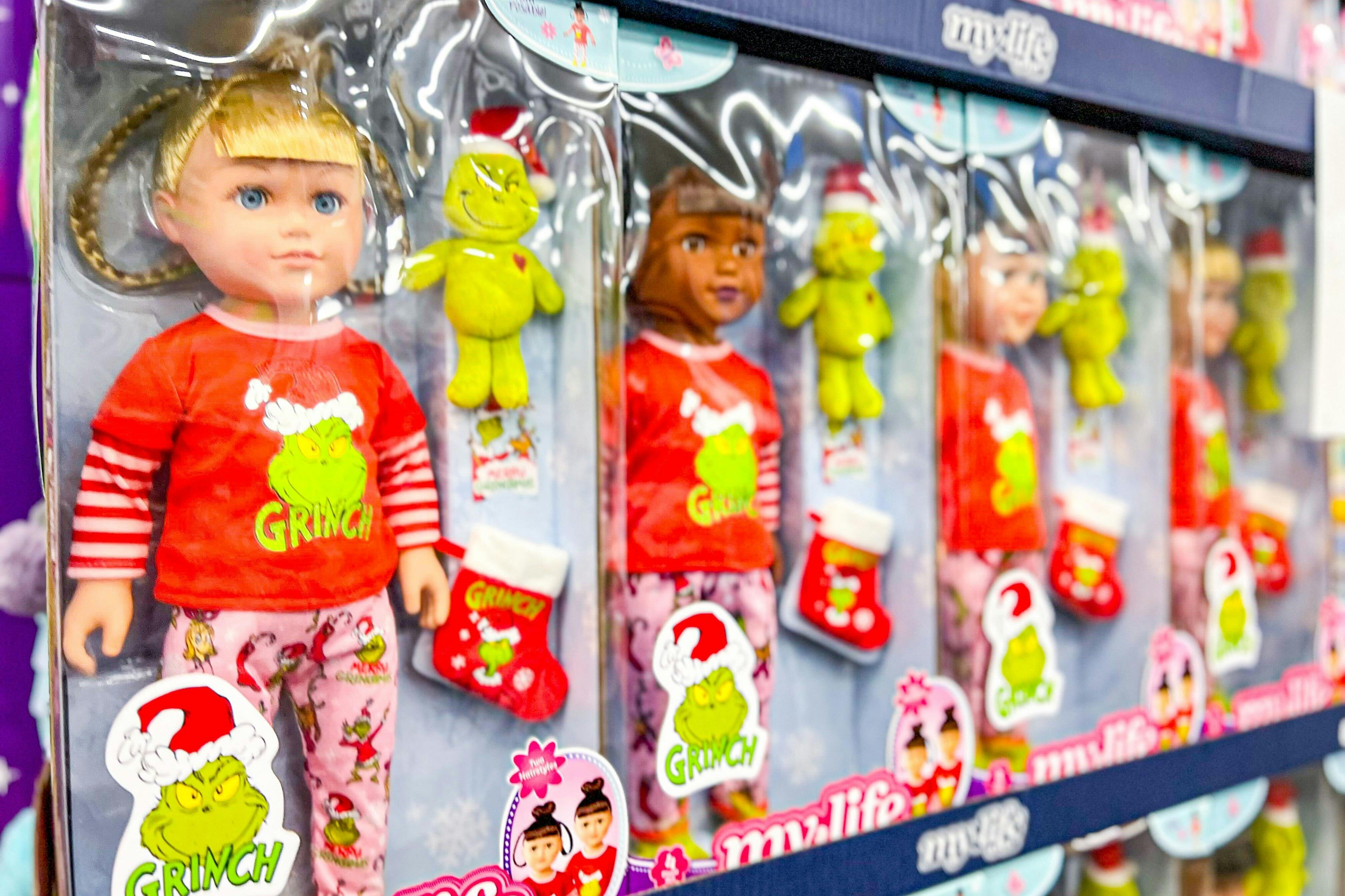 18Inch Dolls at Walmart 15 Everyday Dolls and 35 Grinch Doll The