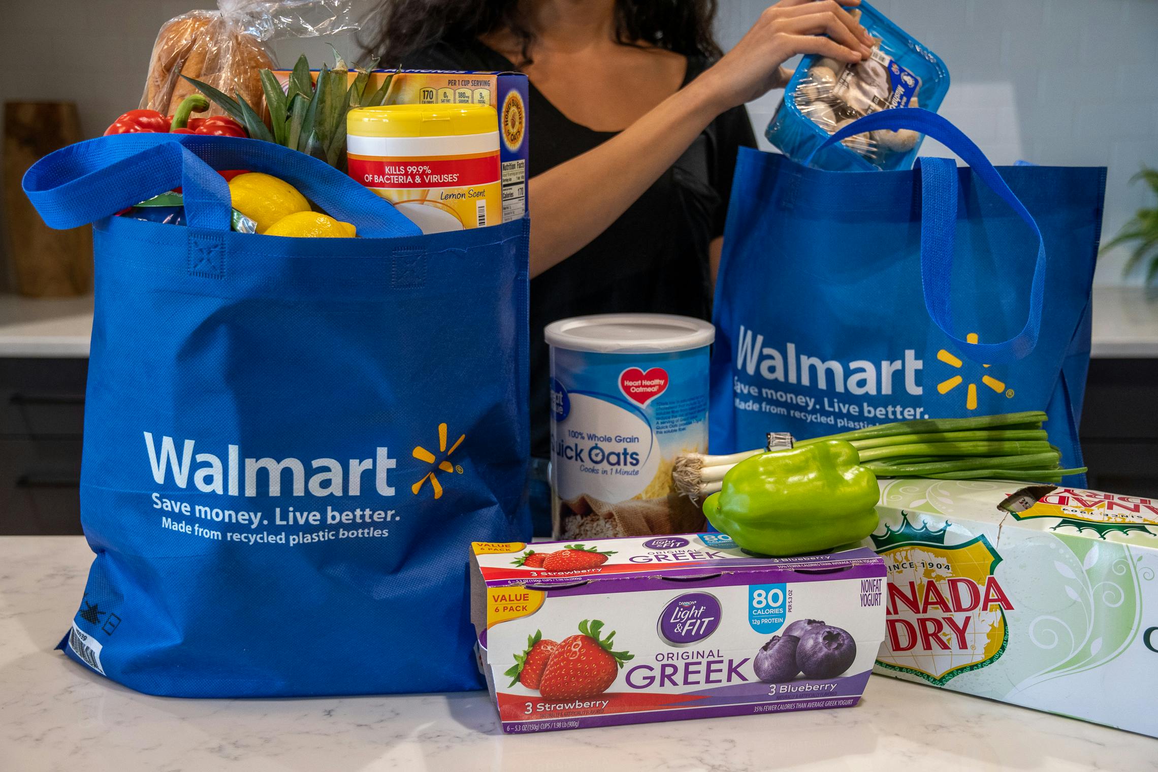 Saugus Walmart unveils online-grocery pickup - Itemlive