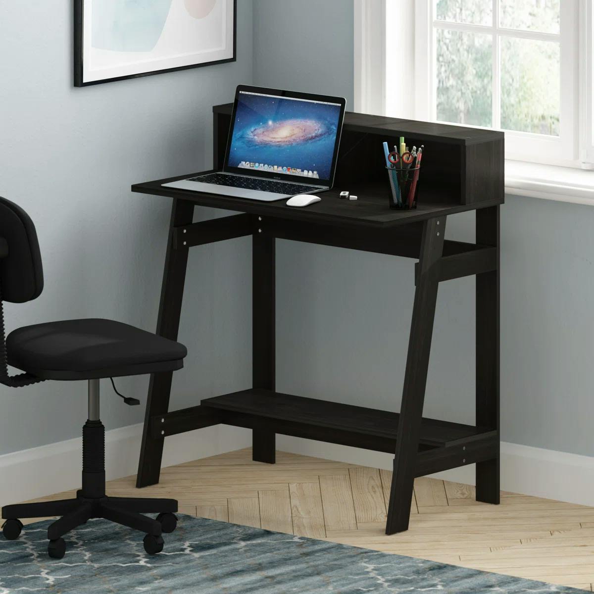 Desk with Hutch