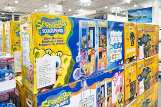 costco-arcade-spongebob-claw-machine