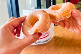 Graduates Can Get a FREE 3ct Krispy Kreme Original Glazed Donuts on May 28 card image