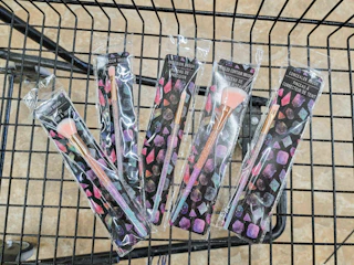 makeup brushes