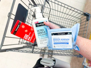 neutrogena-skincare-walgreens-cvs-kcl-9972