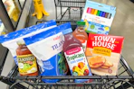 meijer groceries in shopping cart