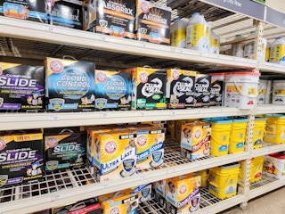 cat litter aisle