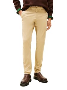 Tommy Hilfiger Men's Slim Fit Chino Pants