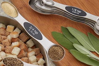 Spring Chef Stainless Steel Magnetic Measuring Spoons Set