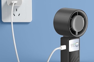 a handheld fan charging