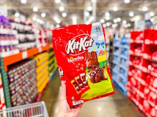 costco-kit-kat-bunnies