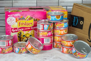 amazon-pet-days-prime-purina-friskies-wet-cat-food-40-count-cans-kcl-3