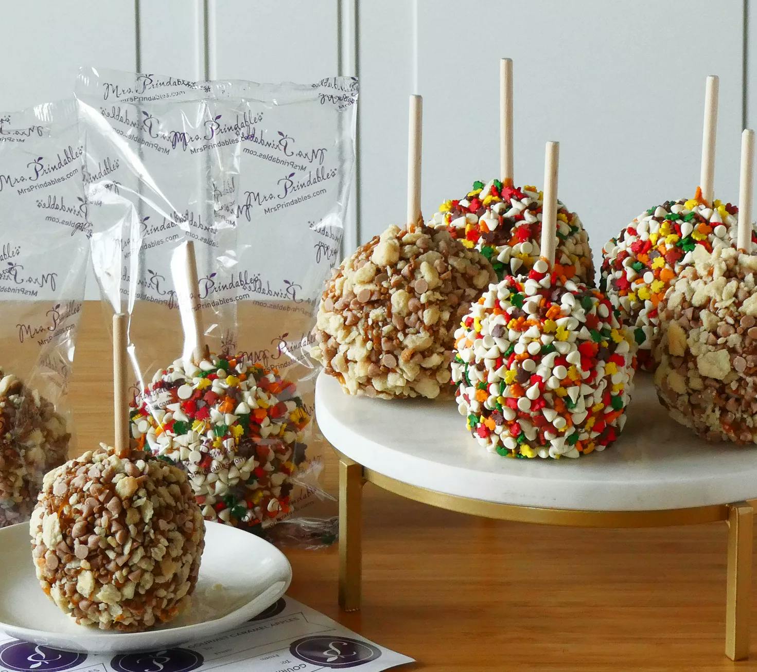 8 Thanksgiving Caramel Apples