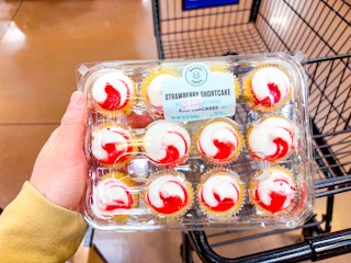 kroger-mini-cupcakes-3