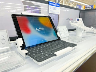 apple ipads walmart 2021 2 1640641071 1640641071