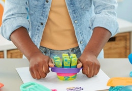 Walmart Slashed the Price of This Kinetic Sand Set to $13 (Was $30) card image
