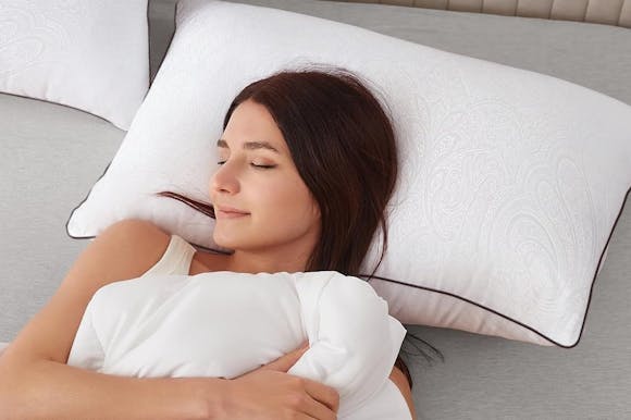 Queen-Size Pillow 2-Pack, Only $15.99 on Amazon