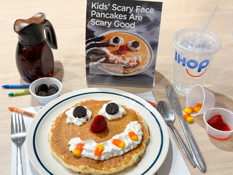 ihop-scary-face-halloween-pancakes-free-kids-kcl-9