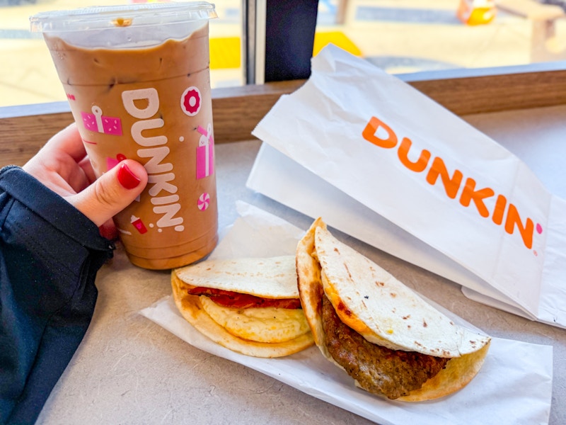 dunkin-menu-5-dollar-meal-deal-breakfast-kclfood-3