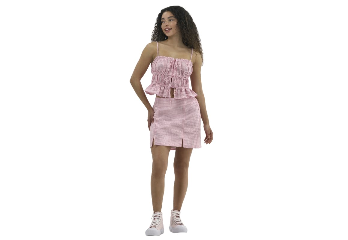 No Boundaries Women's Outfit
