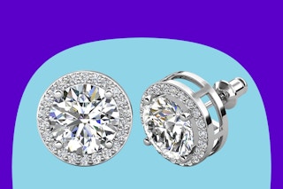 Stock image of the Cate Chloe Stud Earrings from Walmart