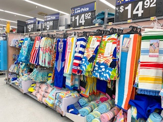 walmart-beach-towels-area-shot-2022