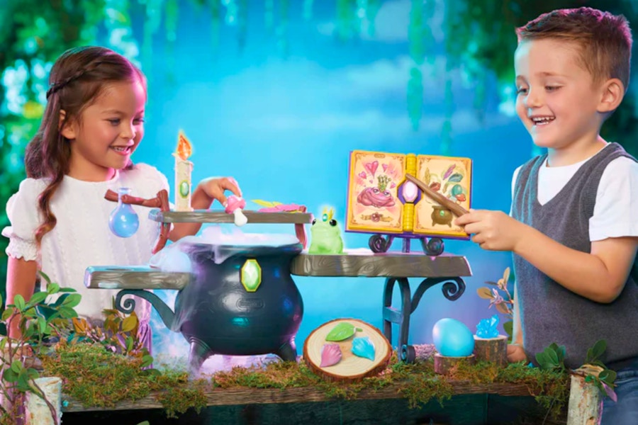 Walmart-Little-Tikes-Magic-workshop-playset