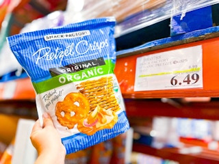 costco-snack-factory-pretzel-crisps-1