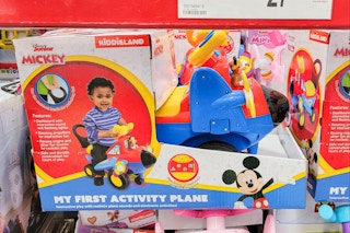 mickey mouse plane