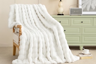 Home-Depot-Ghouse-oversized-throw-blanket-1