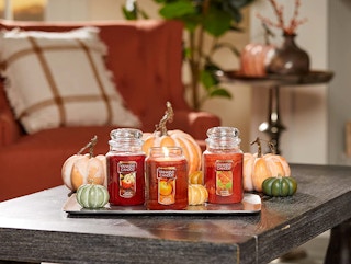 amazon yankee candle apple 2023 2 1674049003 1674049004
