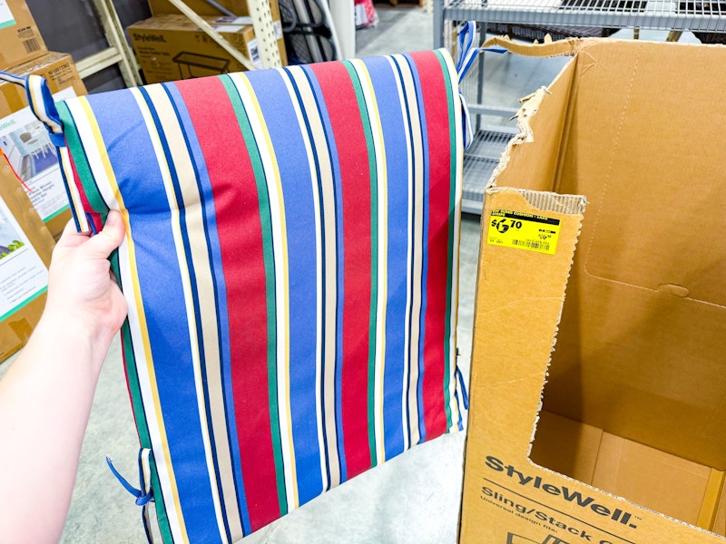 home-depot-stylewell-stripe-pillow-kcl