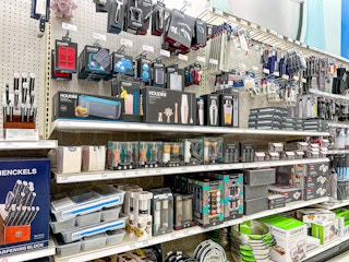 area shot of the cooking and kitchen utensils