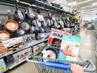 black friday walmart kitchen aisle 2021 4 1635489211 1635489211