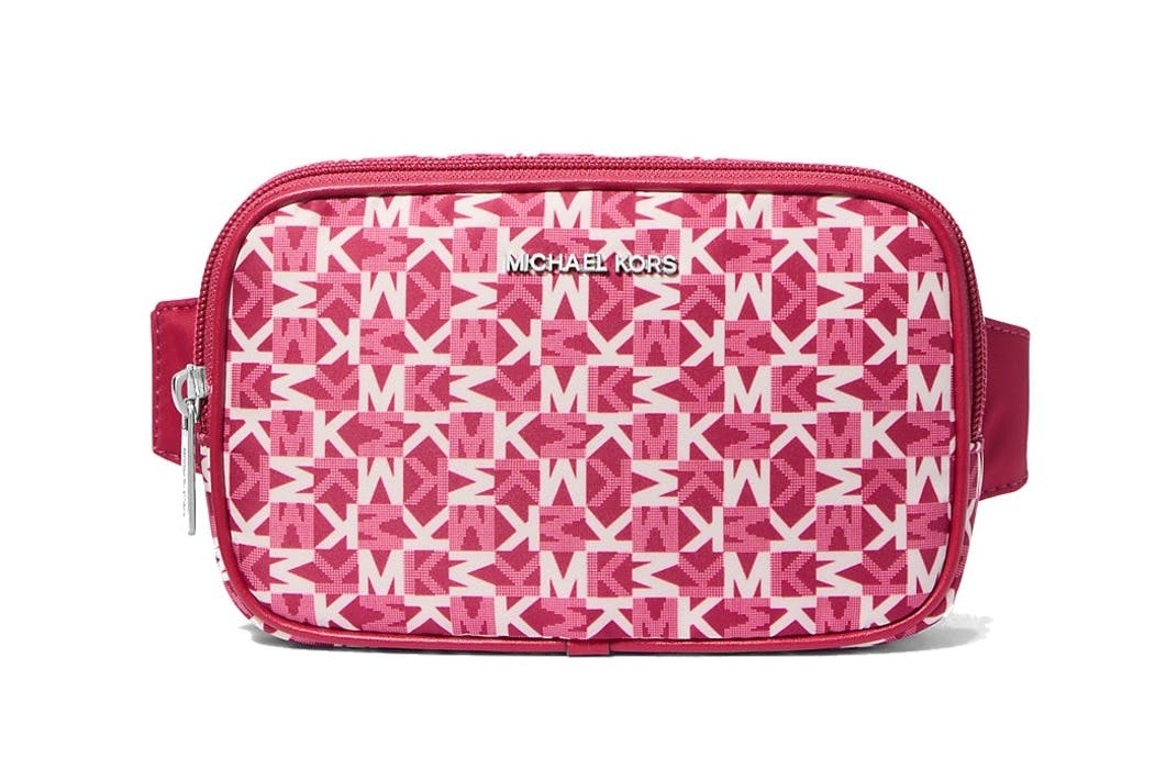 Micahel Kors Sling Pack