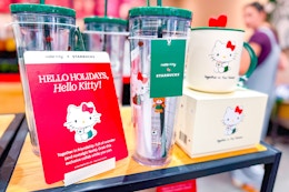 starbucks hello kitty cups