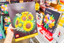 costco-lego-tulips-and-sunflowers